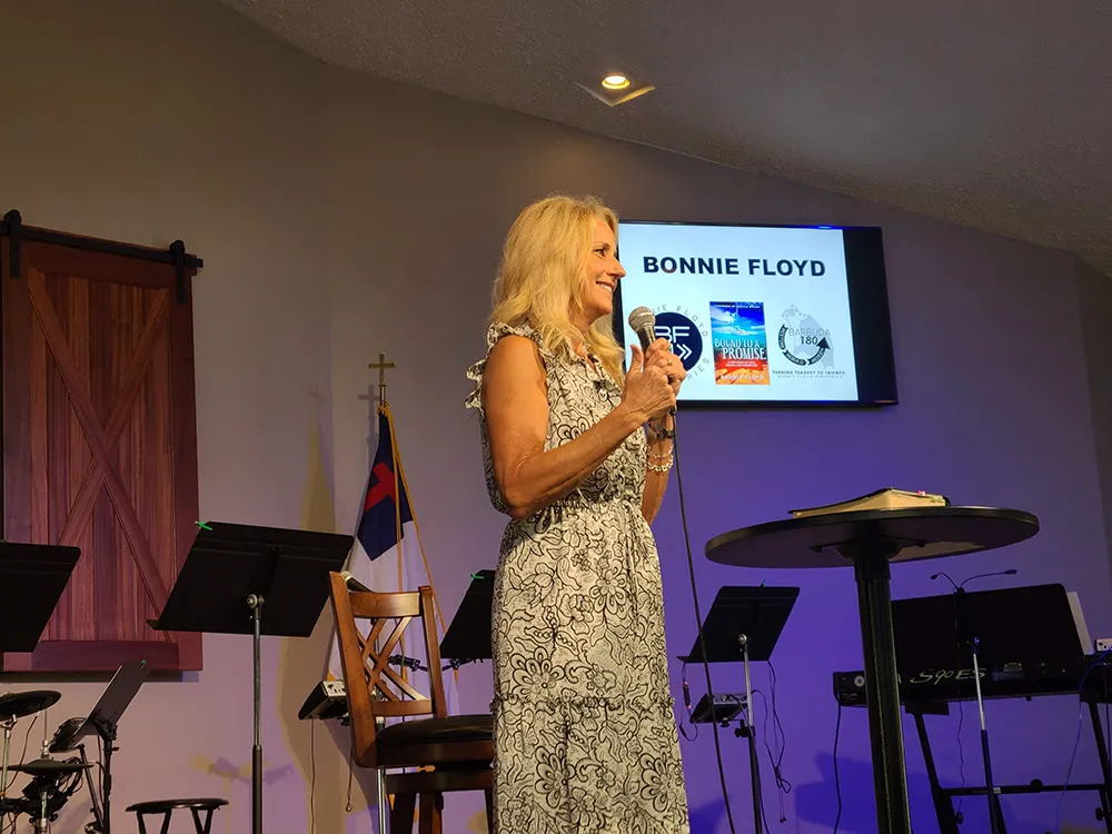 SPEAKING & TEACHING - BOOK BONNIE TO SPEAK